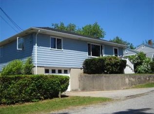 8 Blueberry Ln, Gloucester, MA 01930