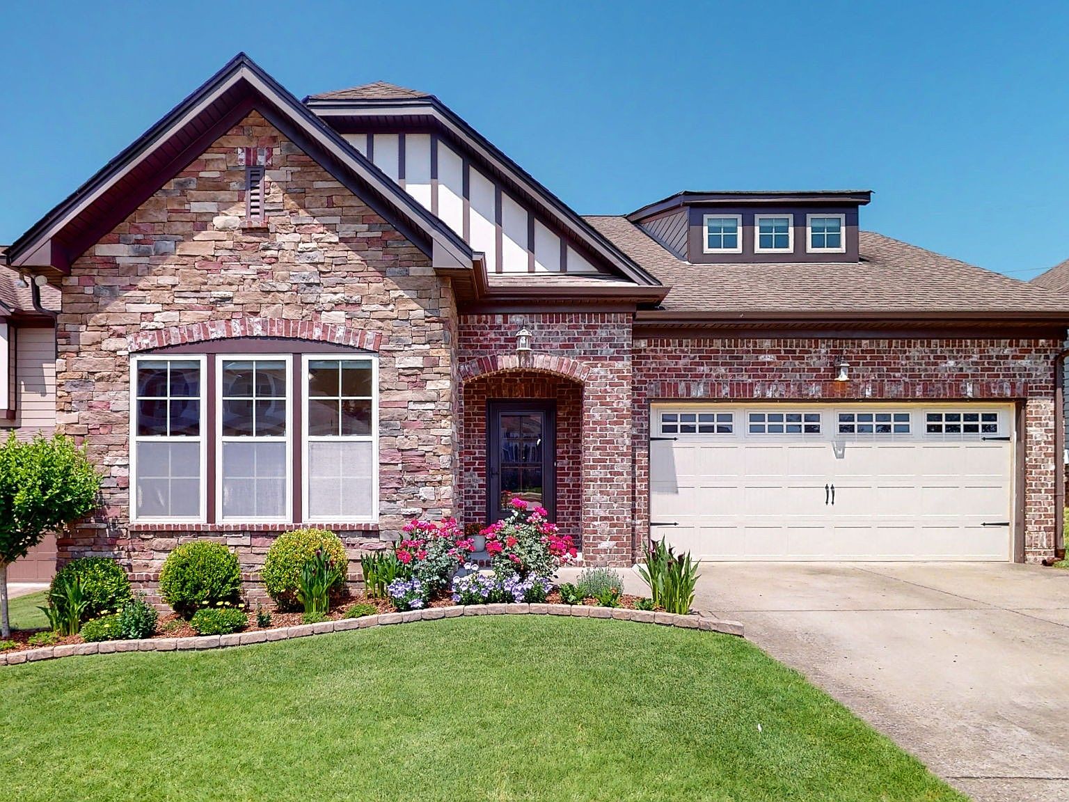 2581 Westerham Way, Thompsons Station, TN 37179 Zillow