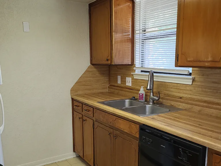 106 Saddle Dr — Photo 12