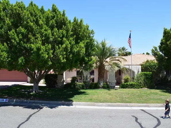 68436 Moonlight Dr, Cathedral City, CA 92234