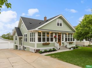 4657 Woolworth Ave, Omaha, NE 68106