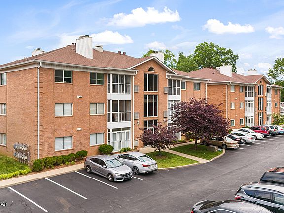 2nd image of 3721 Bardstown Rd APT 501