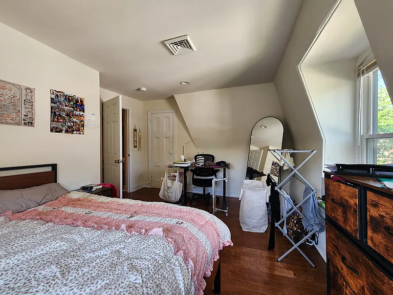 4104 Spruce St #7 — Photo 3