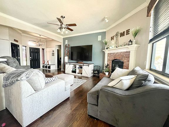4th image of 2724 SE 97th St #1