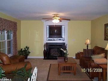 2nd image of 6409 Manassas Ter