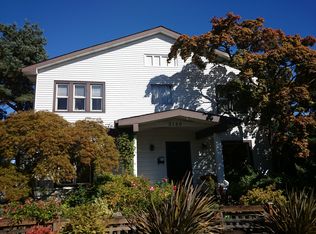 3150 E Laurelhurst Dr NE, Seattle, WA 98105