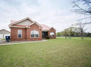2441 NE Glen Lawrence Rd, Cowarts, AL 36321
