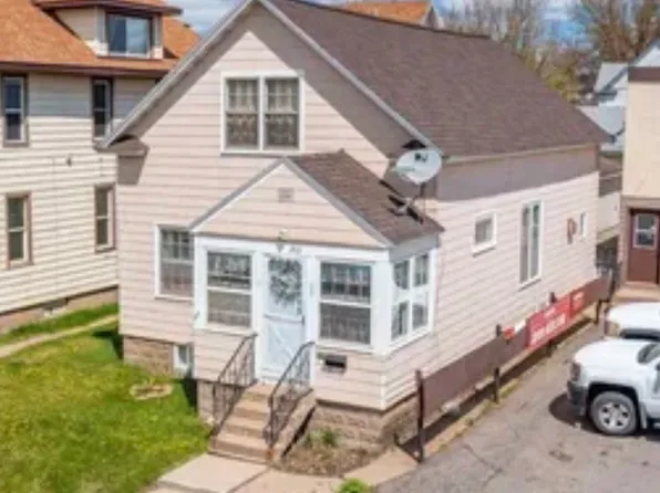 203 3rd St S, Virginia, MN 55792