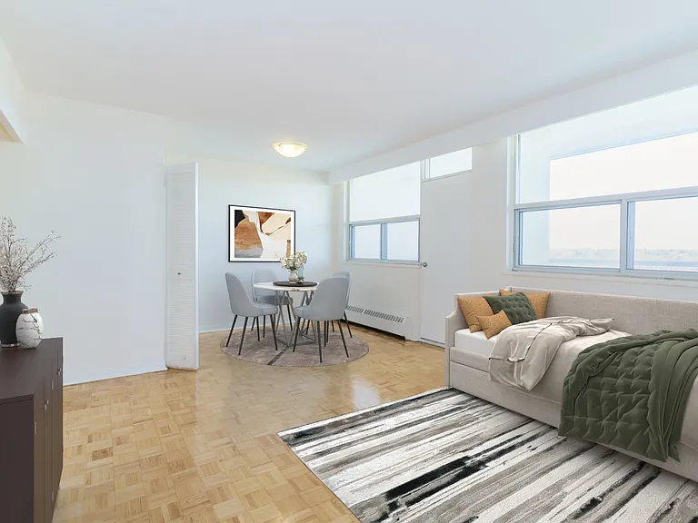 485 Eglinton Ave E — Photo 14
