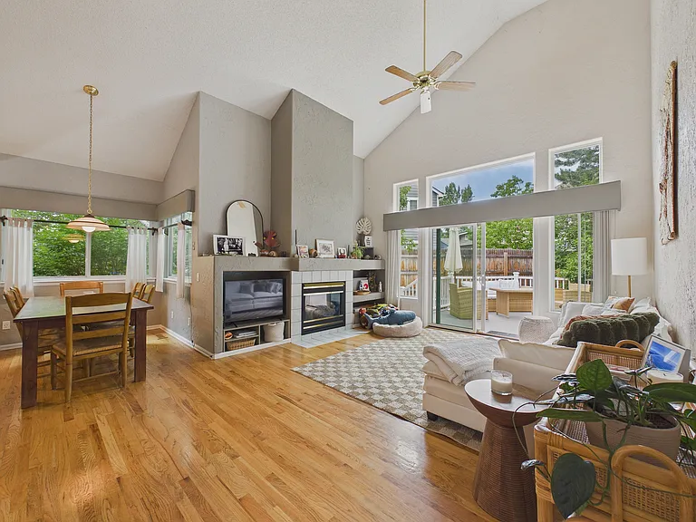 6975 Nile Ct — Photo 12