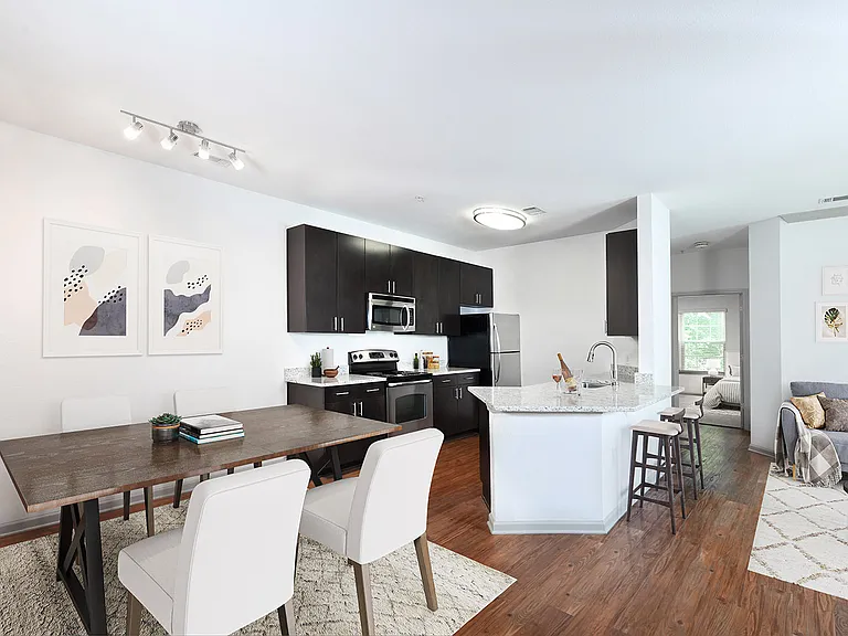 Legacy Cornelius Apartments — Photo 1