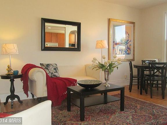 2nd image of 1820 Clydesdale Pl NW APT 412