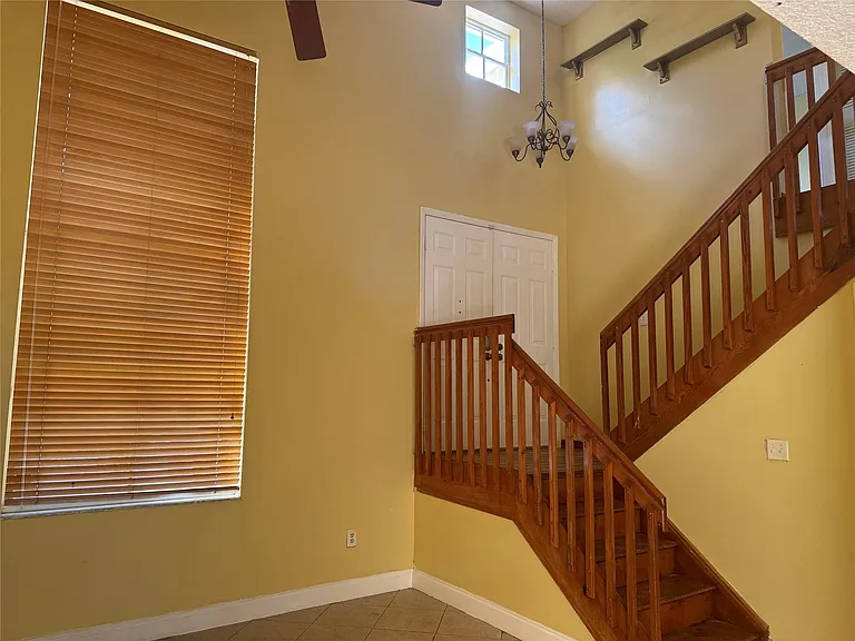 4350 SW 72nd Ter — Photo 9