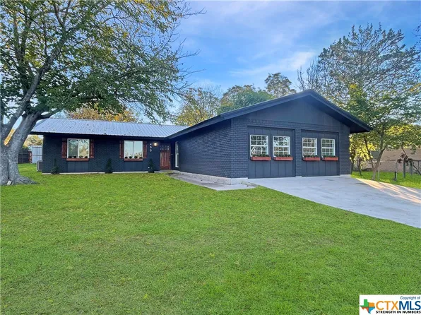 403 Shady Oak St, Burnet, TX 78611