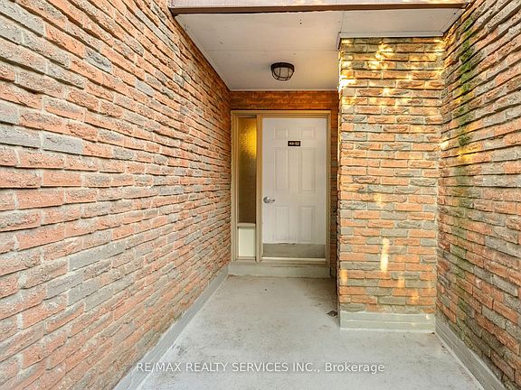 4th image of 2605 Woodchester Dr #50