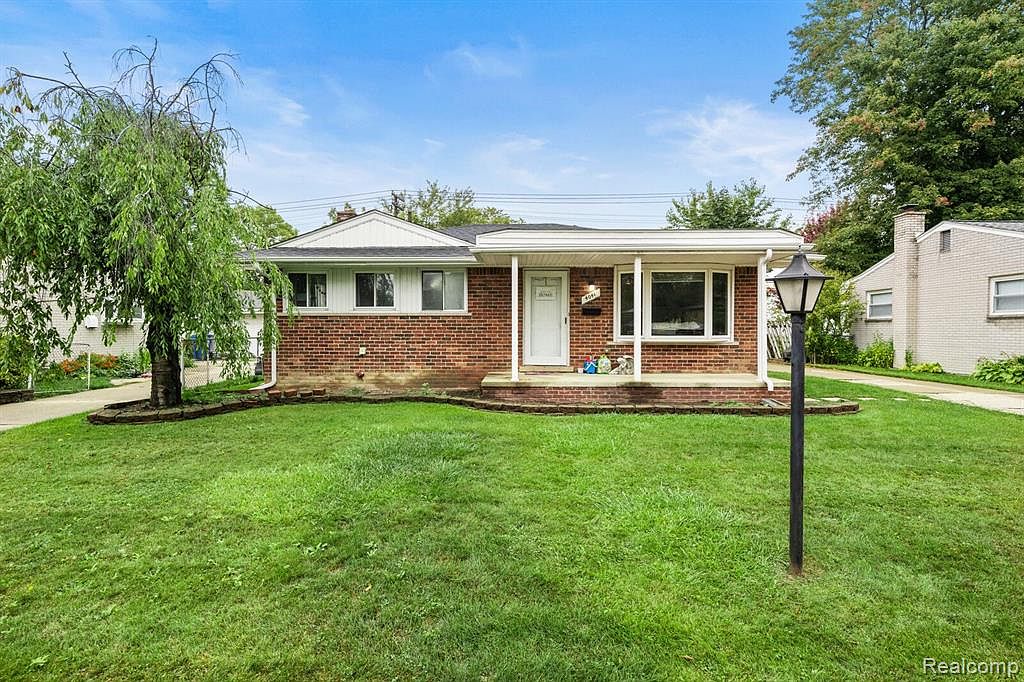 4041 Hayes St, Wayne, MI 48184 | Zillow