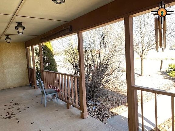 3rd image of 3300 Cherry Dr