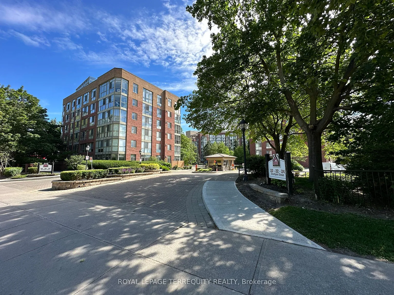 2 bed, $2,795 — Photo 2