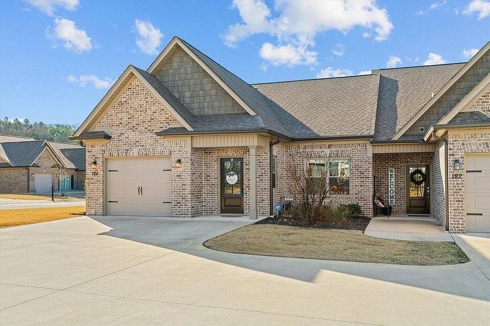 1st image of 184 Tasso Ln NE