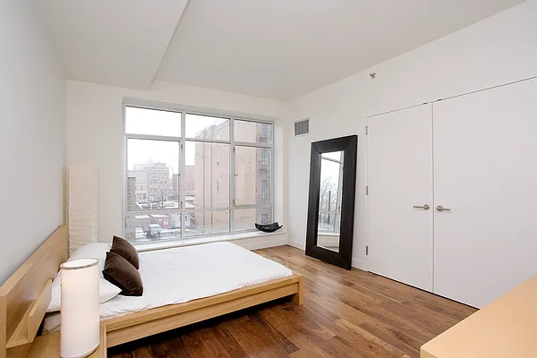 Sold by Modern Spaces | media 20