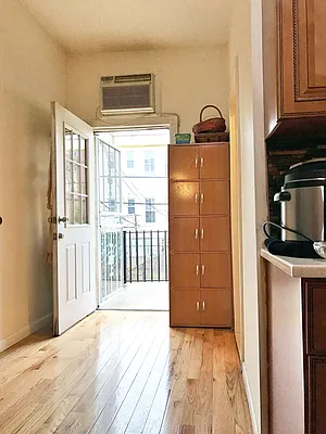 Rented by Ridgewood Realty Group | media 21