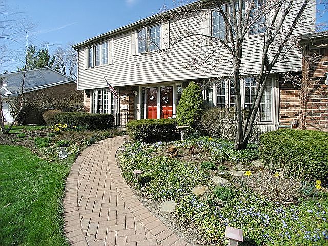1st image of 1706 Morehead Dr