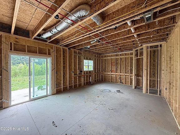 5th image of 51 Fiddleneck Court