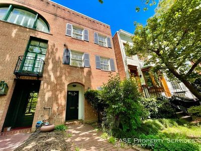 2515 I St NW, Washington, DC, 20037
