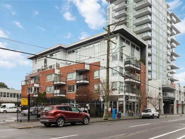 932 Johnson St #108, Victoria, BC V8V 3N4