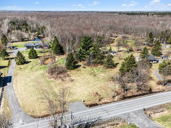 2080 Bouvier Rd, Clarence Rockland, ON K0A 1N0