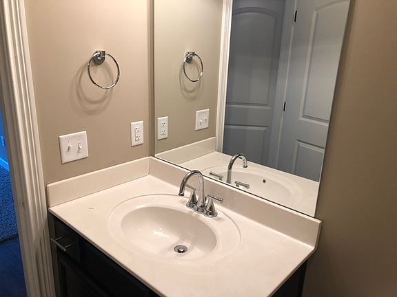 4th image of 5863 Otte Ct APT 111