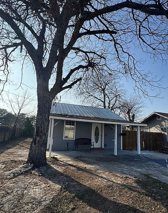 1st image of 3609 S Pine St