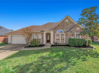 406 Cold Spring Dr, College Station, TX 77845