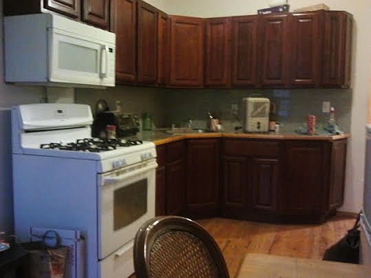 3rd image of 192 Tompkins Ave