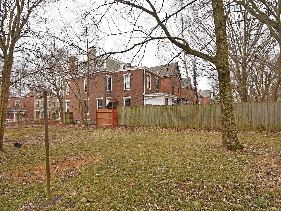 1st image of 1628 Pullan Ave