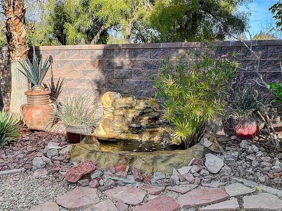 2nd image of 4190 Matina Bella St