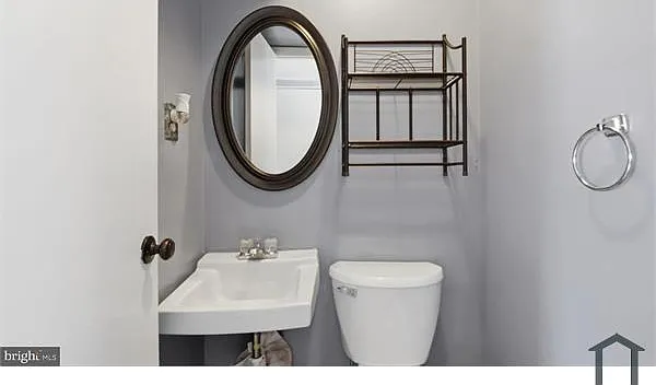 2612 Camberwell Ct — Photo 2