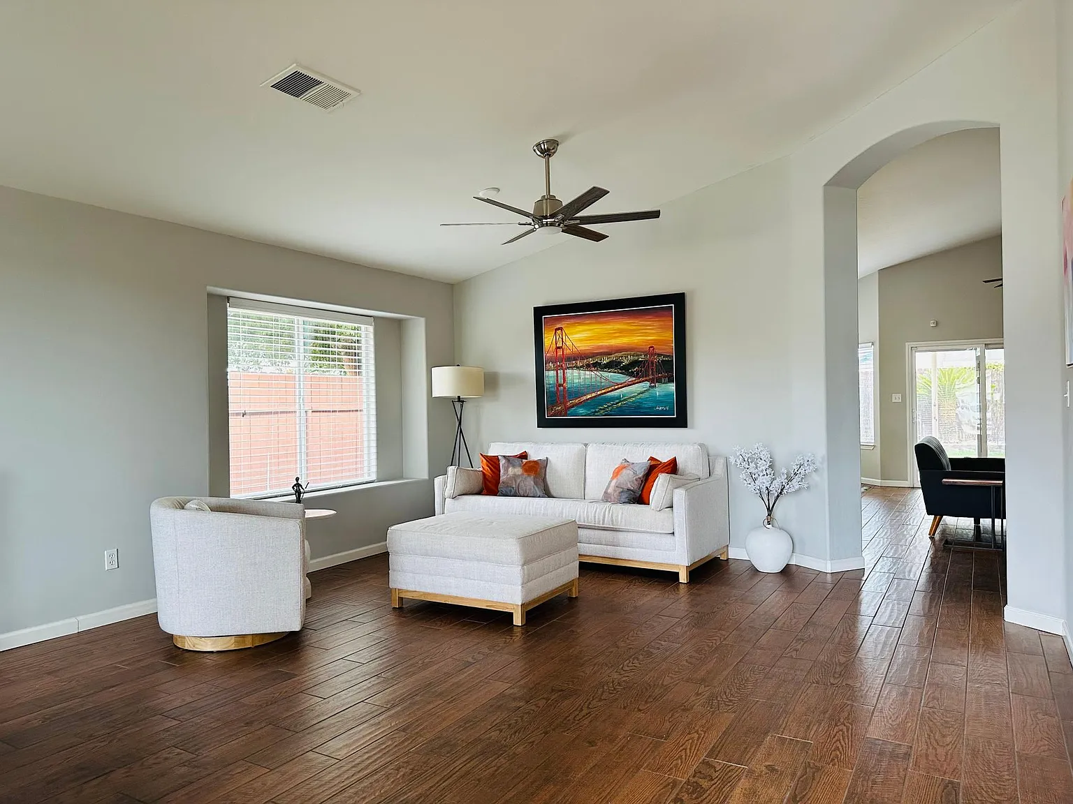 10001 Boone Valley Dr — Photo 3