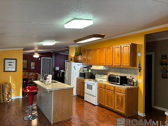 4th image of 1061 Adelle St #A