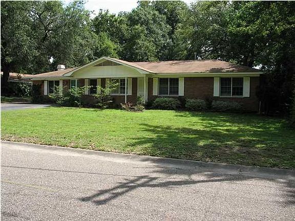 2nd image of 4361 Knob Hill Dr