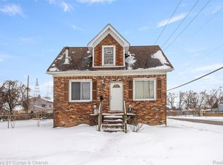 7004 Dodge Ave, Warren, MI 48091