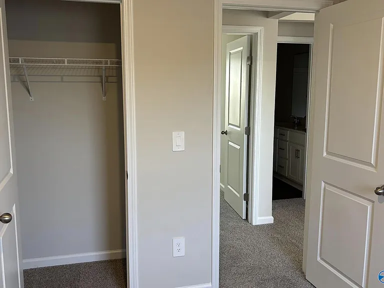 8204 Huspa Ave — Photo 25