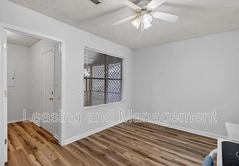 6248 Lucille Dr #15F — Photo 9