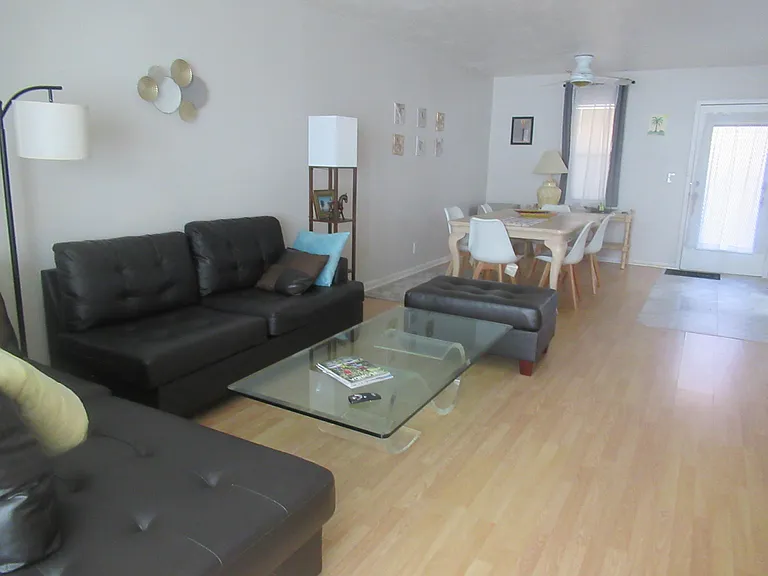 2841 Somerset Dr #205 — Photo 7