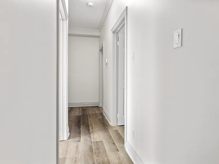 455 Somerset St W #2 — Photo 16
