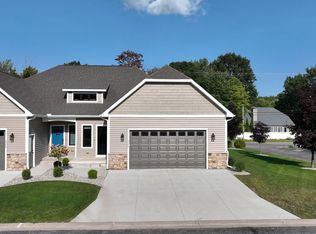 5502 Greenridge Dr #1, Midland, MI
