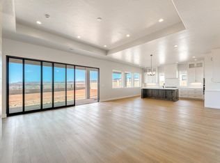 31 N Highland Pkwy #104, Washington, UT 84780
