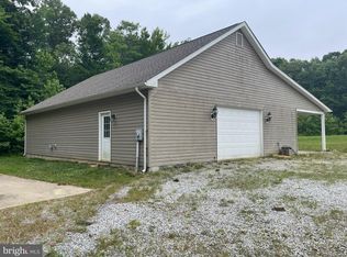 5025 Old Franklin Rd, La Plata, MD 20646