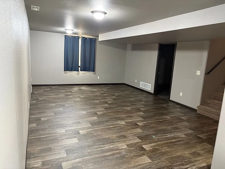 1247 Juneau Dr — Photo 11
