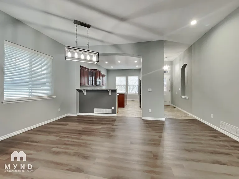 10835 Heatherton St — Photo 8